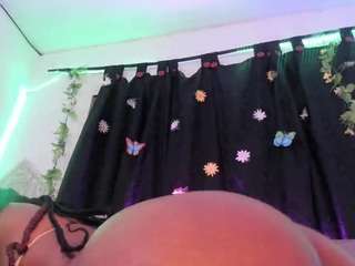 cloeesaenz webcam