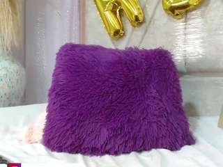 carolinagarcia1 Live Webcam on CamSoda