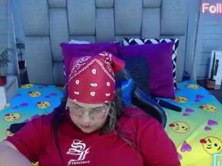 evelinzaens Live Webcam on CamSoda