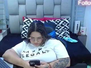 evelinzaens Live Webcam on CamSoda