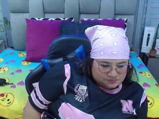 evelinzaens Live Webcam on CamSoda