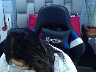 EvelinZaens live webcam show