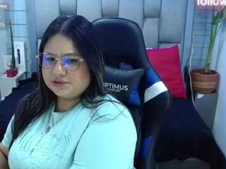EvelinZaens live webcam show