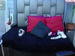 EvelinZaens live webcam show