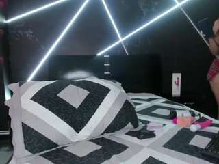  lexiluxuri chat room