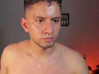 ronnie-miller1 Live Webcam on CamSoda