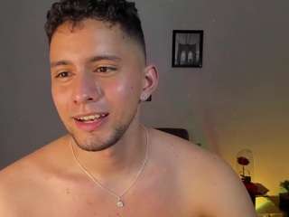 ronnie-miller1 Live Webcam on CamSoda