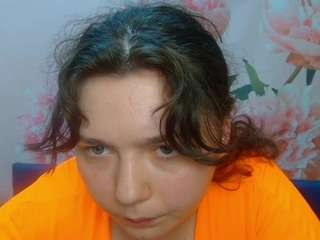 neonilalisova webcam