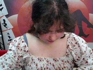 neonilalisova Live Webcam on CamSoda