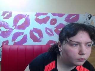 neonilalisova Live Webcam on CamSoda