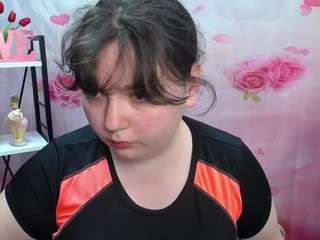 neonilalisova Live Webcam on CamSoda