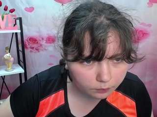 neonilalisova Live Webcam on CamSoda