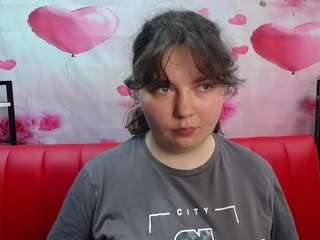 neonilalisova live profile