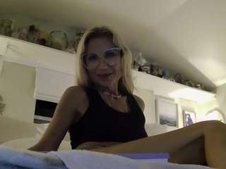 blondeblonde1269