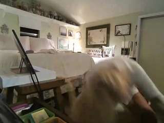 blondeblonde1269