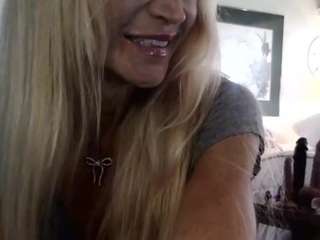 blondeblonde1269