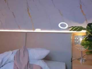 chloee-monroe Live Webcam on CamSoda