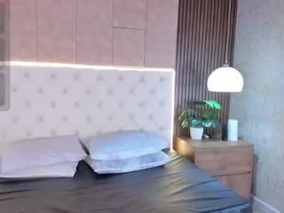 chloee-monroe Live Webcam on CamSoda