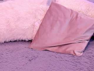 le modèle dakotaferreti est en webcam porno dans un show sur le site camsoda, il possède les tags suivants: athletic,lovense,young adult,toys,teen 18,pussy,playdildo,orgasm,black hair,lush,drinking,dirty talk,dildo or vibrator,dildo,cum in pussy,creampie,brown eyes,blowjob,big tits,curvy