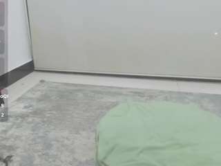 dakotaferreti live webcam show