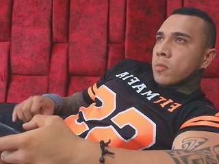 kiing-arcangell from CamSoda is Freechat