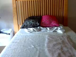 kimmitay Webcam Model Profile
