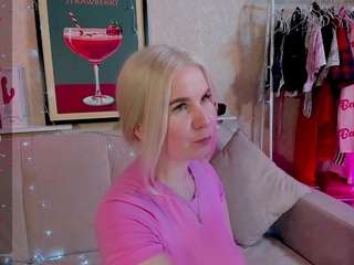 tasty-booty Live Webcam on CamSoda
