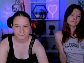  violett-moons chat room