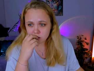 violett-moons Live Webcam on CamSoda