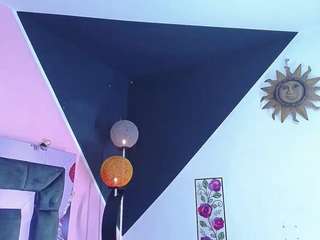 blonrouss Live Webcam on CamSoda