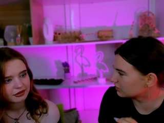 kamilla-cool Live Webcam on CamSoda