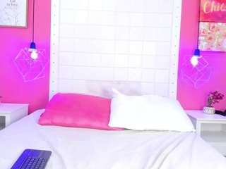 layla-lux07 webcam