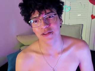 miilowolf webcam model
