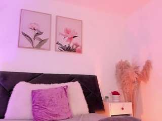 nickywalton Live Webcam on CamSoda