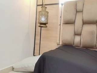 olivia-beckerr webcam