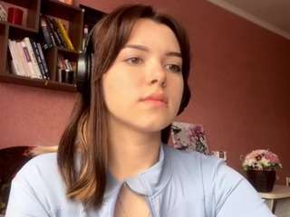 pup-marlow webcam model