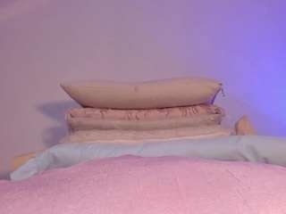 shybootty18 Live Webcam on CamSoda