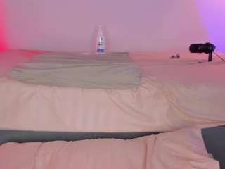 shybootty18 live cam profile