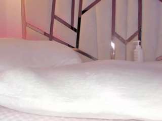 shybootty18 live webcam show
