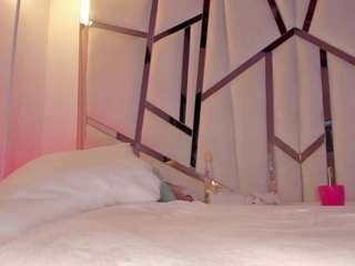 shybootty18 live webcam show