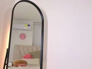  sweetlittlevenus chat room