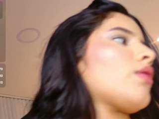 viictoria-jones webcam