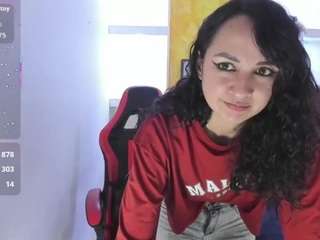 alison-moon7 webcam model