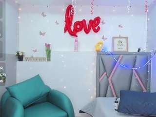 aurora-tziu Live Webcam on CamSoda