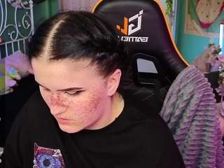 darksh1ne webcam model