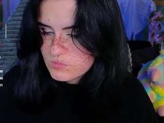 darksh1ne from camsoda