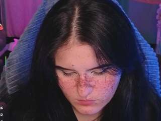 darksh1ne webcam model