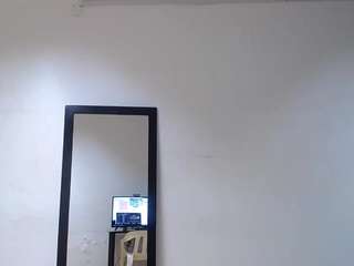  ebony-sexy-milf chat room