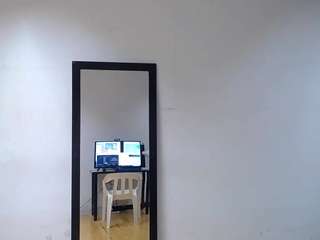  ebony-sexy-milf chat room