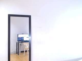  ebony-sexy-milf chat room